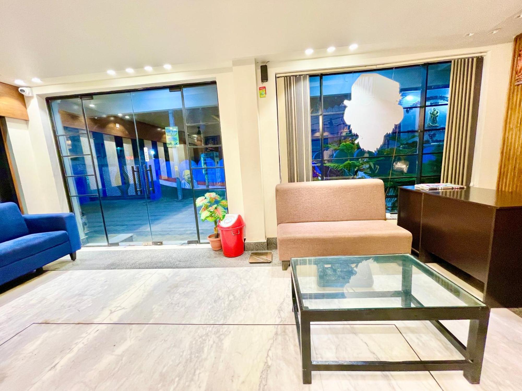 Hotel Rb International ! Puri Near-Sea-Beach-And-Temple Fully-Air-Conditioned-Hotel With-Lift-And-Card Payment Accepted-Parking-Facility, Best Hotel In Purî Extérieur photo
