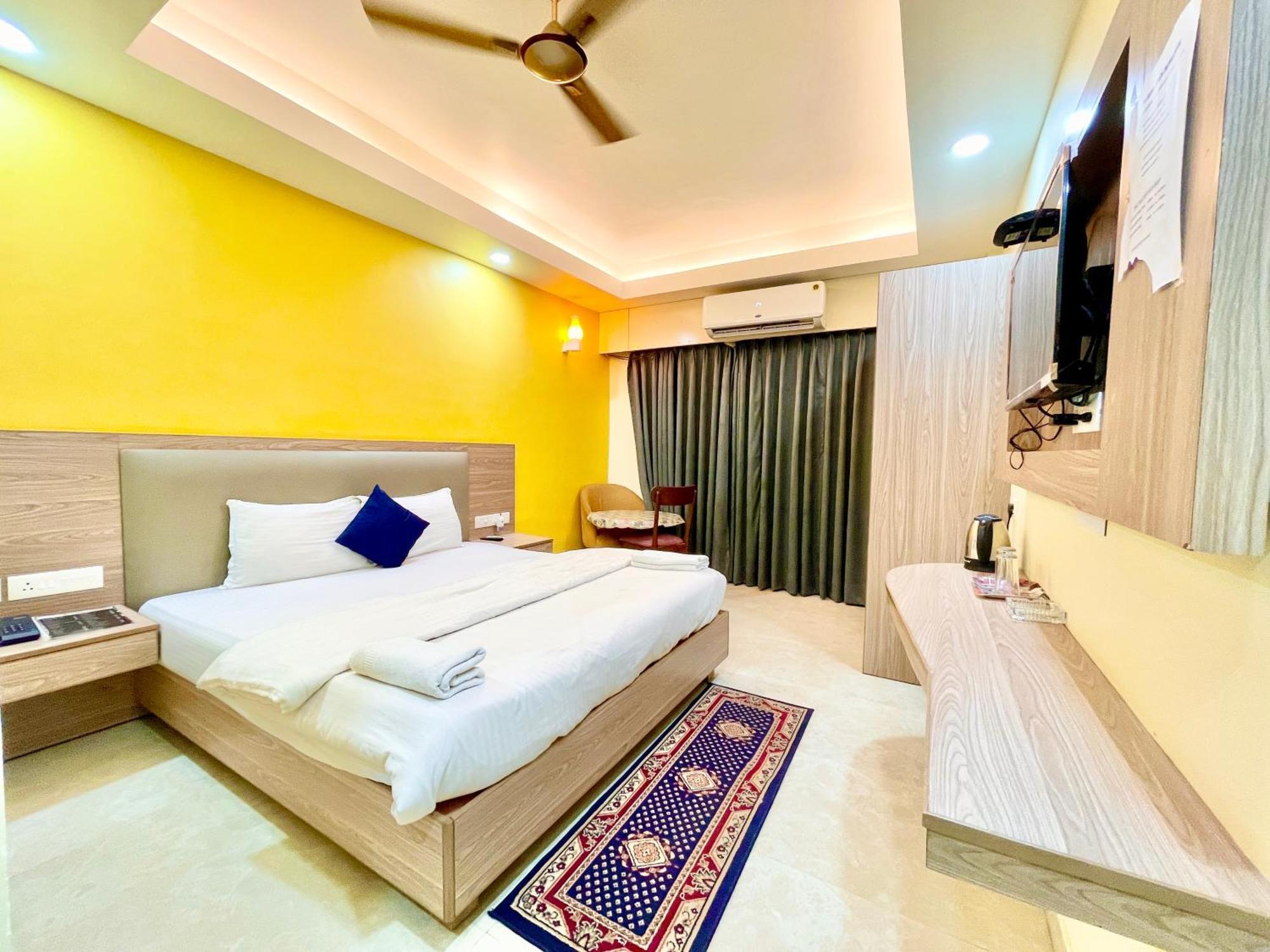 Hotel Rb International ! Puri Near-Sea-Beach-And-Temple Fully-Air-Conditioned-Hotel With-Lift-And-Card Payment Accepted-Parking-Facility, Best Hotel In Purî Extérieur photo