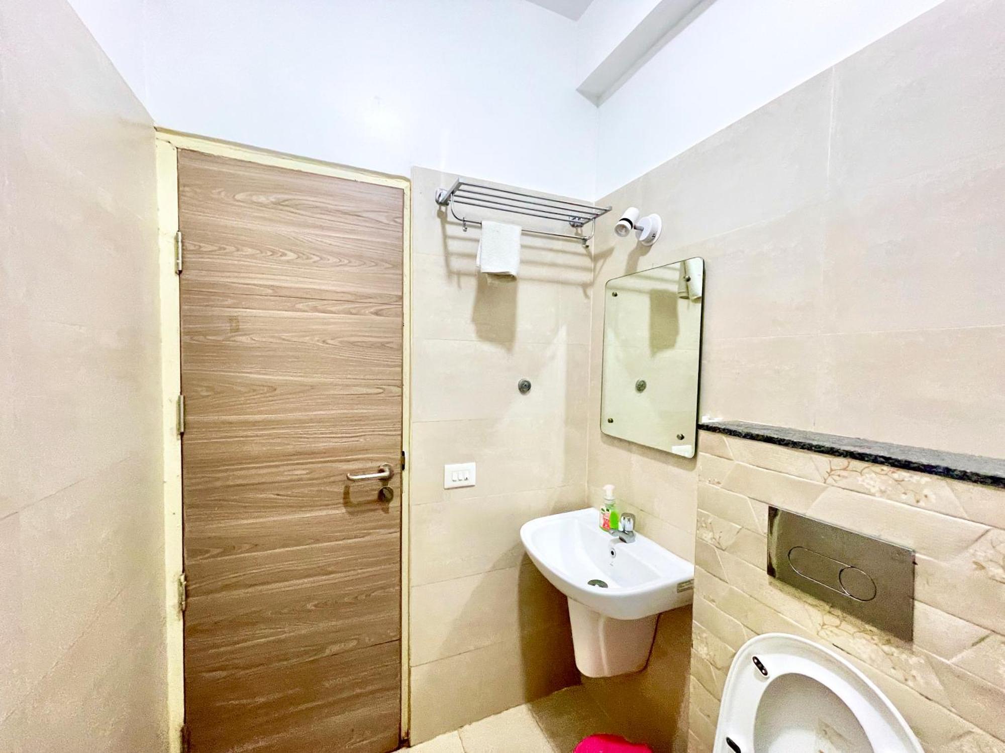 Hotel Rb International ! Puri Near-Sea-Beach-And-Temple Fully-Air-Conditioned-Hotel With-Lift-And-Card Payment Accepted-Parking-Facility, Best Hotel In Purî Extérieur photo
